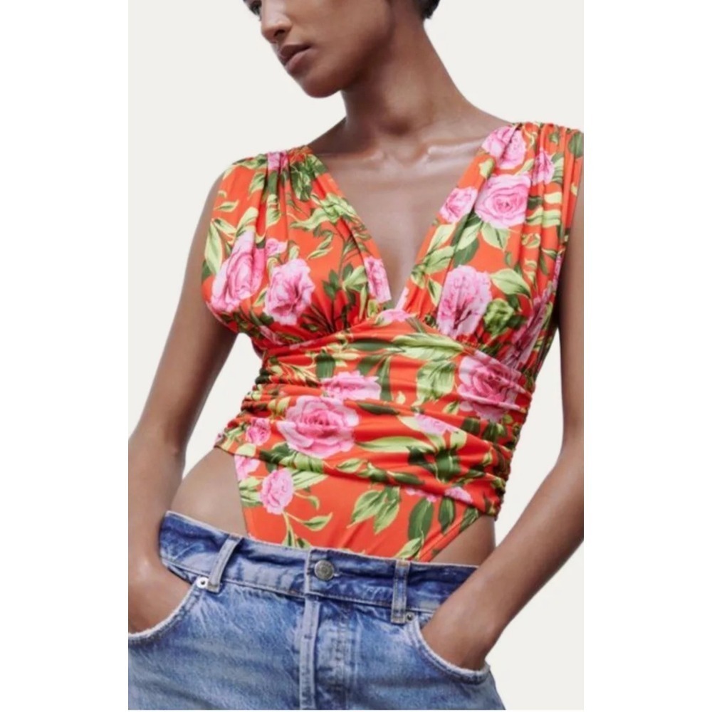 Zara Floral Bodysuit Womens Size Small Orange Pink Ruched‎ V-Neck Snap Closure
